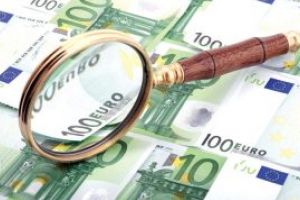 Euro s-a apropiat la 1,7 bani de 4,7 lei