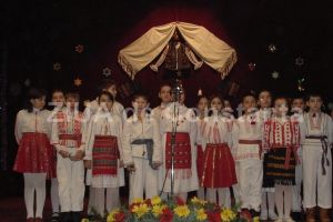 Dotari noi pentru caminul cultural: Primaria Cumpana cumpara costume populare si de dans modern (document)