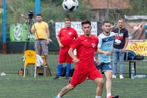 La sfârşitul săptămânii se reia Campionatul Realsport de minifotbal