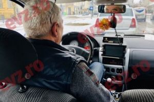 Taximetristul care joacă teatru ca să-şi distreze clienţii