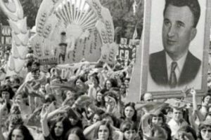CEAUŞESCU A LOVIT CRUNT după cutremurul din 1977, an în care A MAI FOST UN CUTREMUR, dar unul social. Dezvăluiri istorice despre faţa hâdă a comunismului
