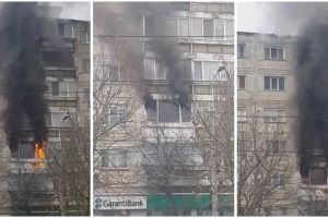 Incendiu puternic la un apartament în zona Spitalului Judeţean din Timişoara