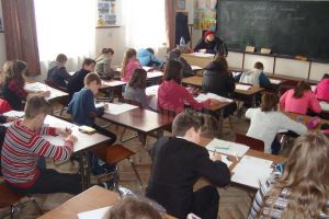 Consiliul Judeţean al Elevilor încurajează introducerea educaţiei juridice în şcoli