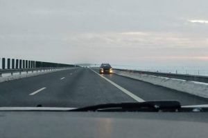 Sibian pe contrasens pe autostrada Transilvania