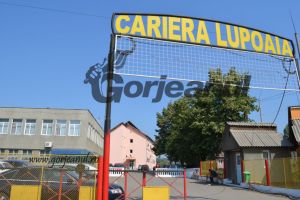 TESA Carierei Lupoaia, chemată miercuri noaptea la serviciu pentru a multiplica carnetele de pontaj ale salariaţilor aflaţi în grevă!