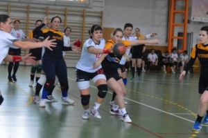 Campioană şi lideră, Active 7, gazda primului turneu al anului