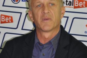 EMIL SĂNDOI VREA FOTBALIŞTI DIN LIGA 1 LA FC ARGEŞ!