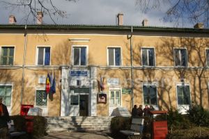 Legea privind trecerea orasului Baneasa, judetul Constanta, la rangul de comuna, promulgata de presedintele Romaniei