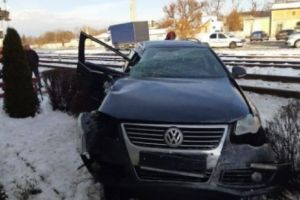 ACCIDENT de TREN. Doi adolescenţi au văzut MOARTEA CU OCHII