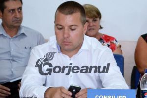 Paraschiv, exclus din PNL Gorj cu 21 de voturi pentru şi 5 împotrivă!