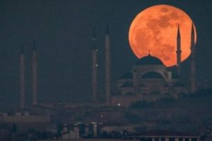 Rabinul israelian Yekutiel Fish: Super Luna Sângerie, 21 ianuarie, va aduce tragedii, se vor dărâma guverne şi se vor produce mari suferinţe umane