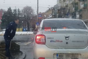 FOTO. Cea mai nouă metodă de cerşit din Satu Mare. Dă-mi un leu să stau la un ceai!