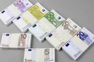 CE BAFTOSI: Trei bucureşteni au luat 270.000 de euro la pariuri! Povestea biletului câştigător