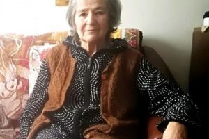 Cum a scos-o STATUL român DATOARE pe MĂICUȚA ELENA cu 36.000 de lei