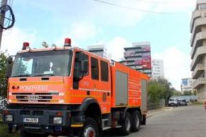 Incendiu la un cămin studenţesc din Constanţa. Studenţi, evacuaţi
