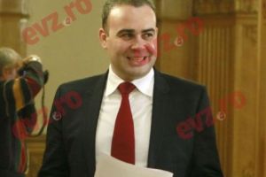 Favoritul lui Dragnea ARE ROLUL SUPREM în România. Trădare continuă pentru Dragnea. News alert