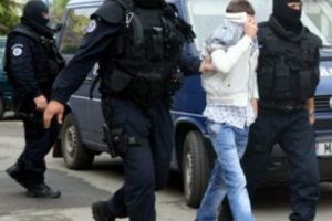 Victorie pentru DIICOT. Trei TRAFICANȚI de DROGURI PERICULOȘI au fost CAPTURAȚI