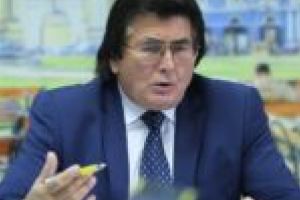Primarul Nicolae Robu dă vina pe Enel pentru problema iluminatului public din oraş: „Nu au făcut decât să facă profite ani şi ani la rând”