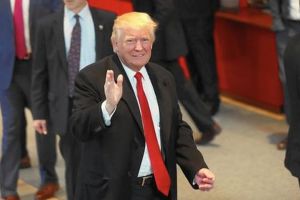 De ce poară Donald Trump cravate atât de lungi