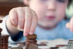 Plata alocaţiilor pentru copii a depăşit pragul de 350 milioane de lei în decembrie 2018