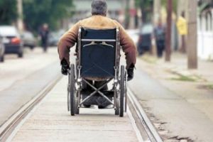 În ce condiţii se eliberează biletul unic de călătorie gratuită pentru persoanele cu handicap