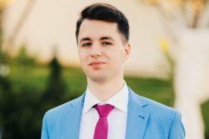 Elevul Victor Văsieşiu, despre admiterea la Universitatea Oxford: „Consider că am avut deosebit de mult noroc pentru a obţine această performanţă“