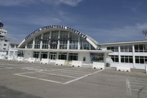 Alerta pe Aeroportul International Mihail Kogalniceanu Constanta. Un avion de pasageri a aterizat de urgenta. Echipele de interventie, chemate in ajutor