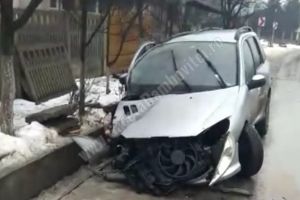 Încă un accident produs de un tânăr fără permis