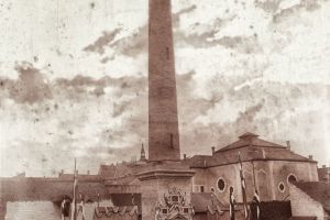 Fotografie cu inaugurarea Turnului Pompierilor, scoasă la licitaţie. Preţul începe de la 100 euro!