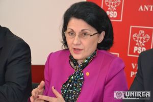 Ministrul Educaţiei vrea ca şi elevii de clasa l să poată fi lăsaţi repetenţi