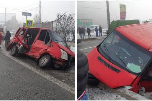Un microbuz si o autoutilitara au fost implicate intr-un accident in Valcea