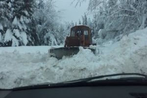 Drumul de acces spre partia Izvoare nu este, deocamdata, accesibil 100% autoturismelor