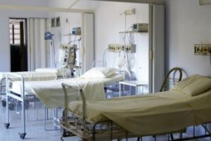 Ministerul Sănătăţii ar putea anunţa epidemia de gripă. 20 de români au murit deja răpuşi de virus în acest sezon