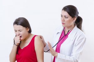 Profesoară diagnosticată cu TBC. Elevii şi profesorii au fost testaţi medical