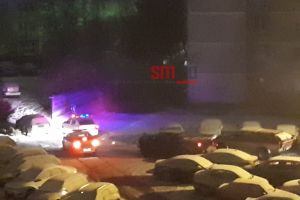 FOTO. Parcarea anului la Satu Mare! A blocat intrarea Poliţiei!