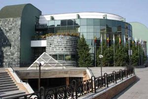 Primăria Alba Iulia vrea să recupereze un milion de euro de la firma ce a furnizat acum 10 ani energie termică şi apă caldă în sistem centralizat