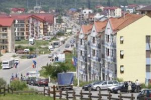 Alertă meteo pentru Floreşti. Autorităţile suflă şi în iaurt şi fac treaba Guvernului