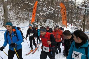 Braşovenii, invitaţi la cel mai dificil concurs de alergare montană şi schi de tură din ţară