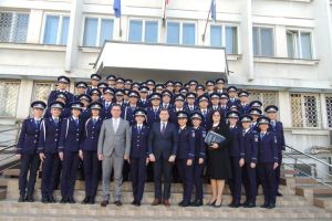 Cât de buni sunt poliţiştii sătmăreni? 143 felicitaţi, 30 sancţionaţi