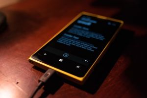 Microsoft le solicită utilizatorilor trecerea la Android sau iOS 