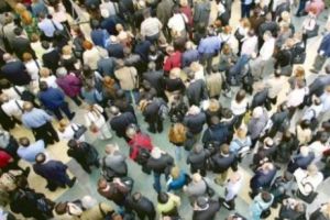 Va începe valul concedierilor. Avertizarea patronatelor

