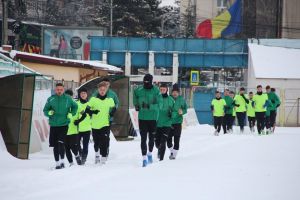 Mulţi tineri jucători la reunirea Forestei