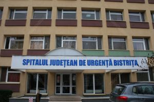 Spitalul Judeţean Bistriţa limitează vizitele din cauza gripei. Care sunt restricţiile