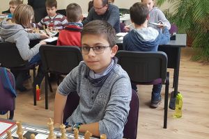 FOTO. Florin Ferenţiu, câştigătorul primului turneu sătmărean de şah din 2019