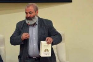 Monumentala lucrare ”Institutiuni filosofice”, semnata de dr. Vasile Lucaciu, a fost lansata in Aula Universitatii de Nord Baia Mare (FOTO)