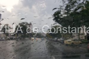 Informare meteo. Se strica vremea in toata tara. In zona de sud-est vor fi ploi si polei