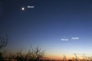După eclipsa de lună are loc un alt fenomen spectaculos: ”apropierea” dintre Venus şi Jupiter