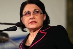 ȘOC în învăţământ! Andronescu umblă la vacanţele elevilor! Toţi părinţii sunt afectaţi de schimbările majore
