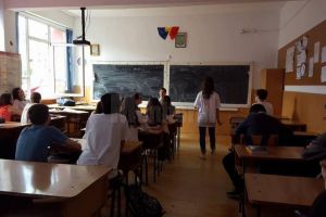 Elevii merg la şcoală vineri, 25 ianuarie, după programul de cursuri normal