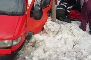 Fetiţă de nouă ani din Hurezani, lovită de maşină